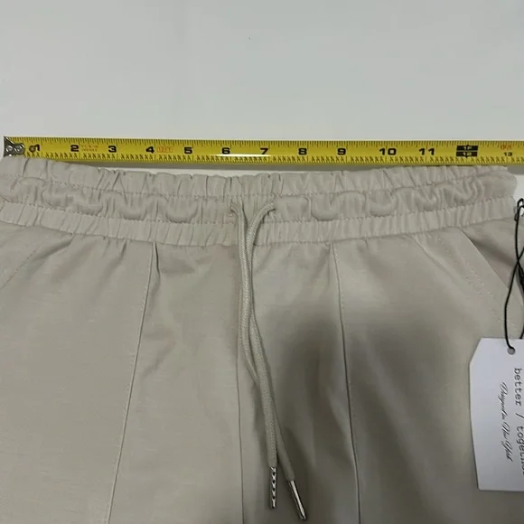 NWT Better Together Beige Women's Lounge Shorts Size M - Picture 5 of 8